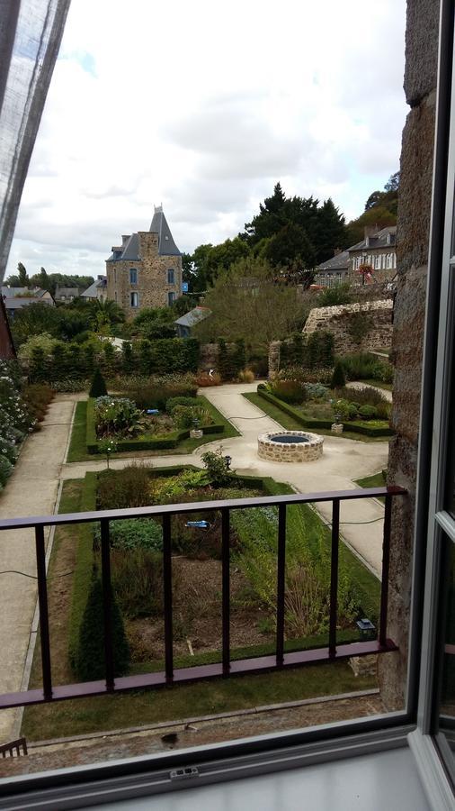 Jardin Des Simples Hotel Mont-Dol Exterior photo